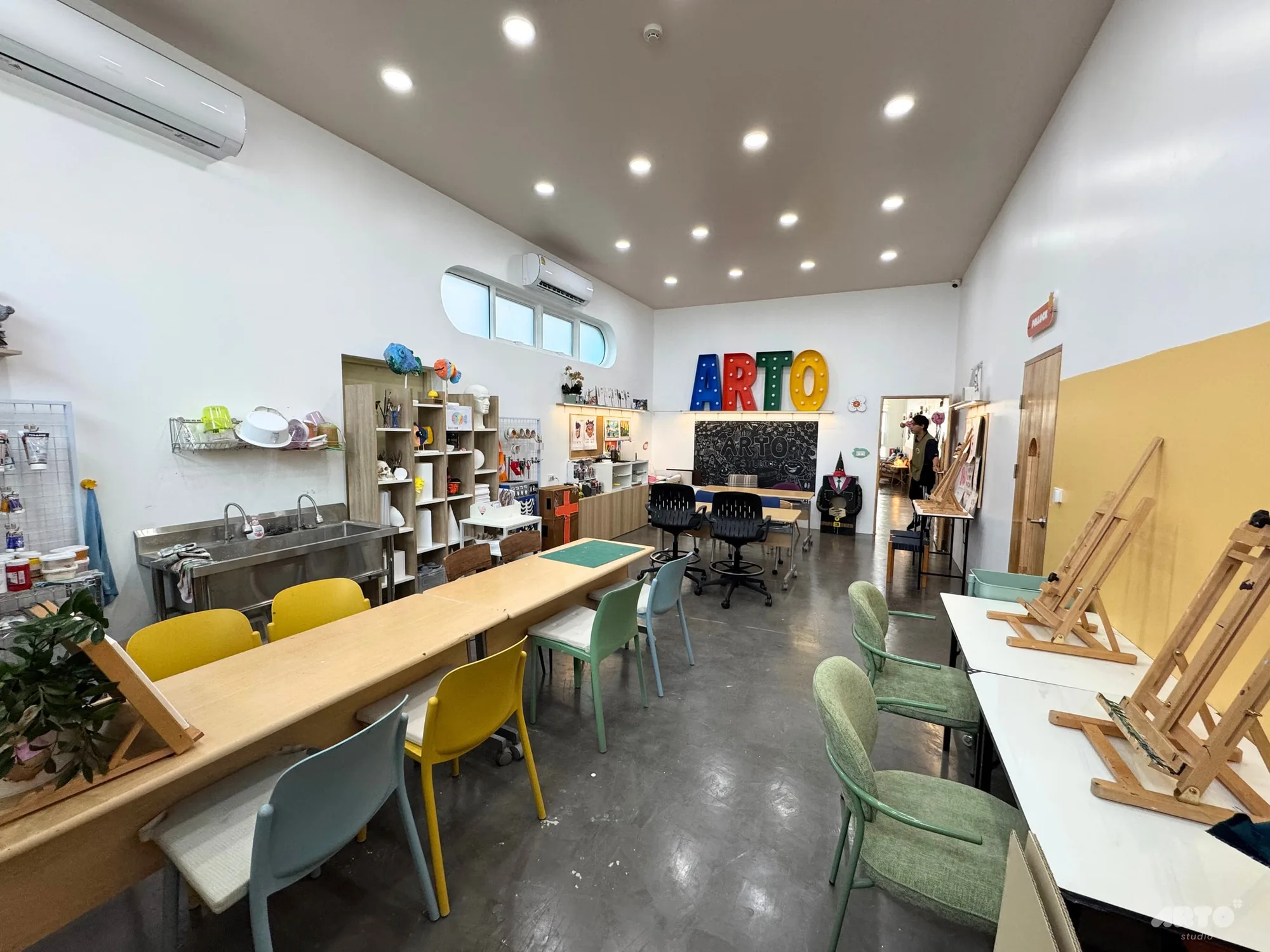 สาขา Sand Haus (เหม่งจ๋าย) — โซนห้องเรียนหลัก